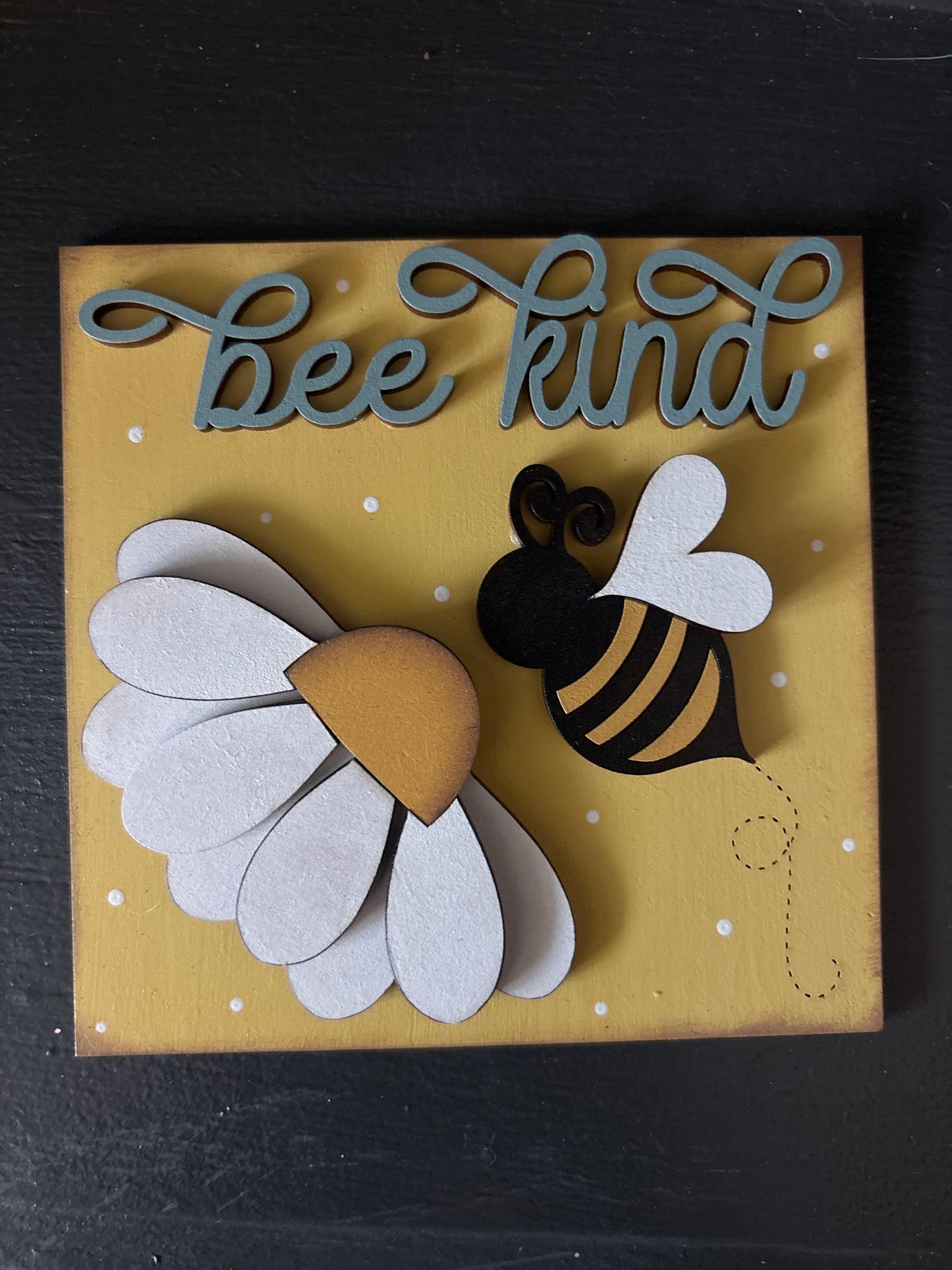 Bee 2 Tiles