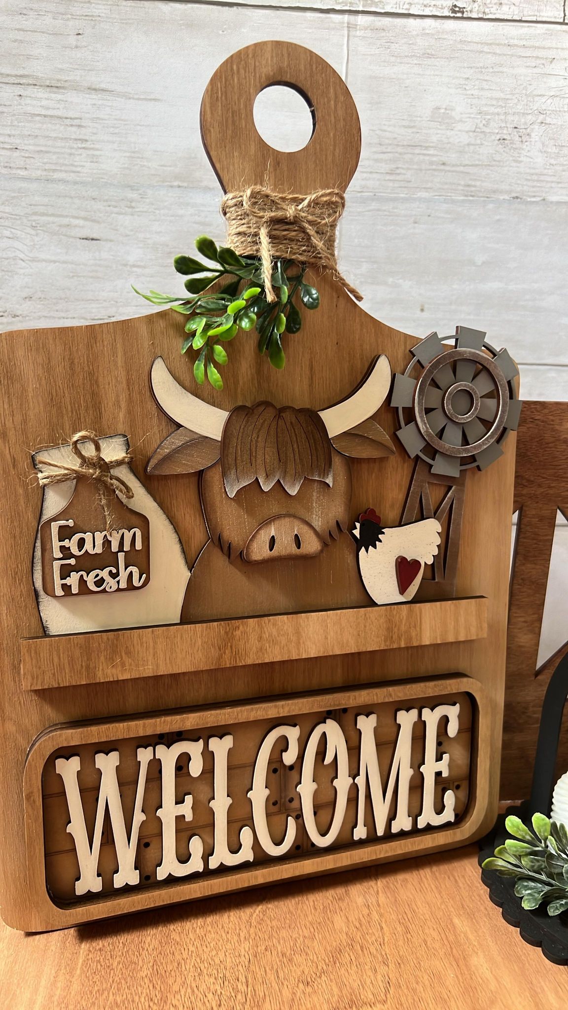 Highland Cow 2 Hanging Truck | Cutting Board