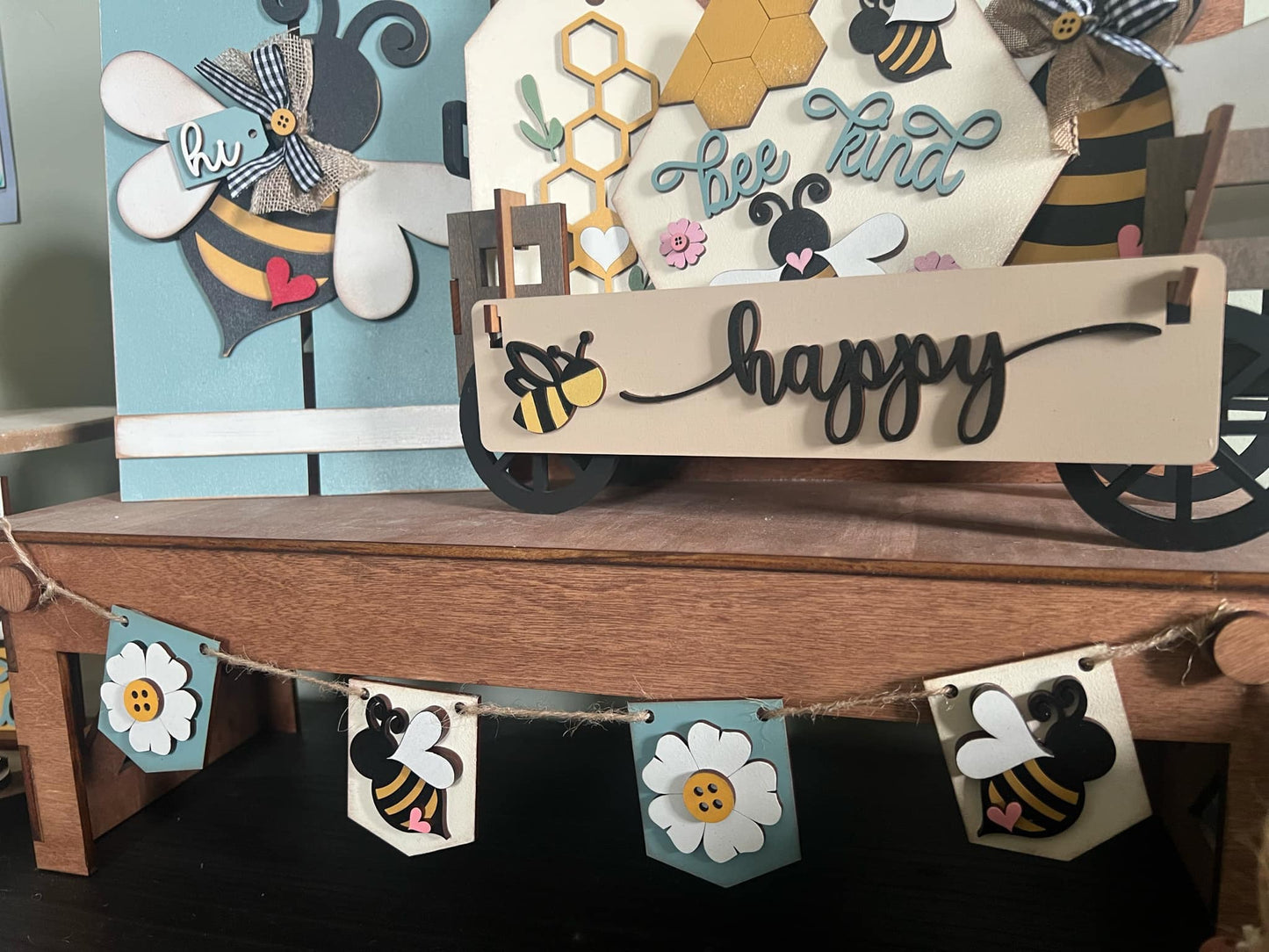 Bee Garland