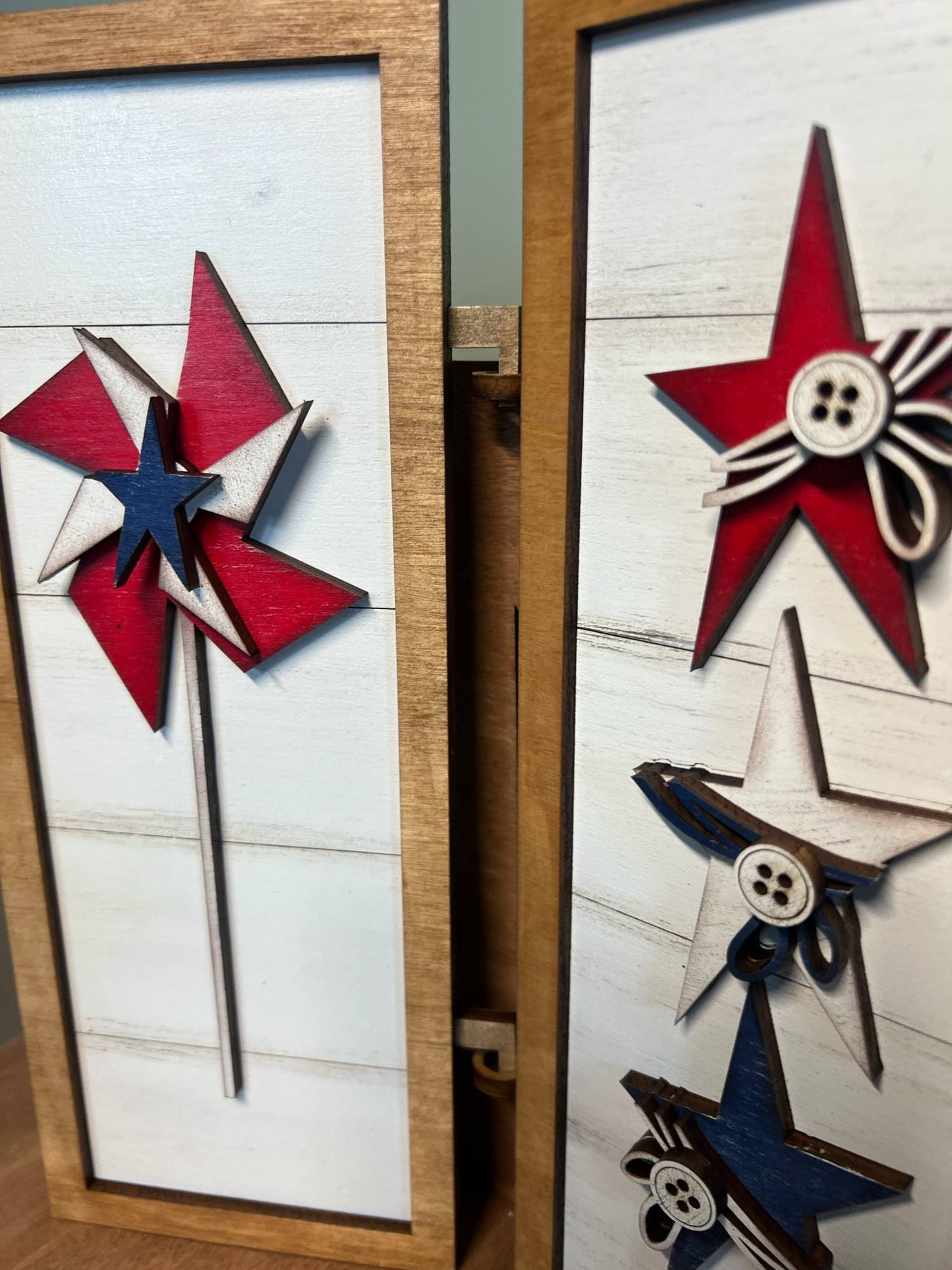 USA Vertical Trio Sign