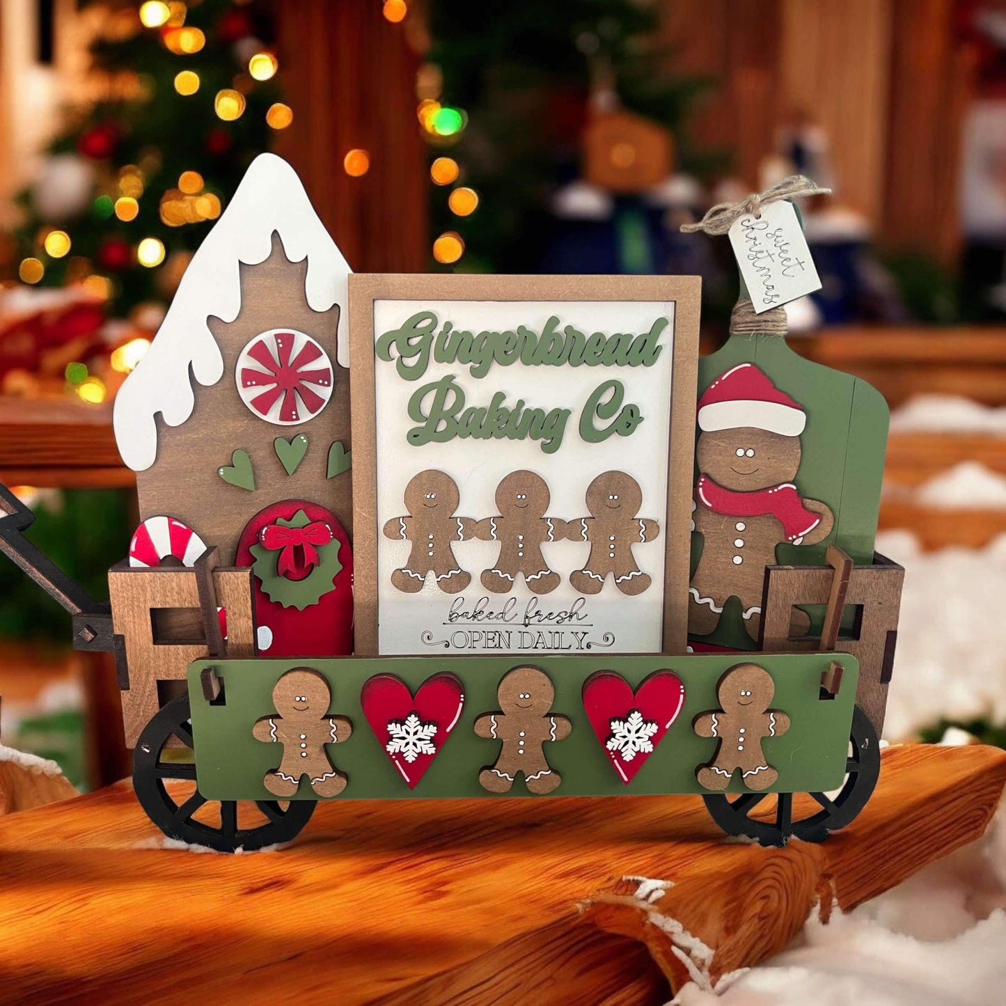 Christmas (Gingerbread, Red and Green) Crate