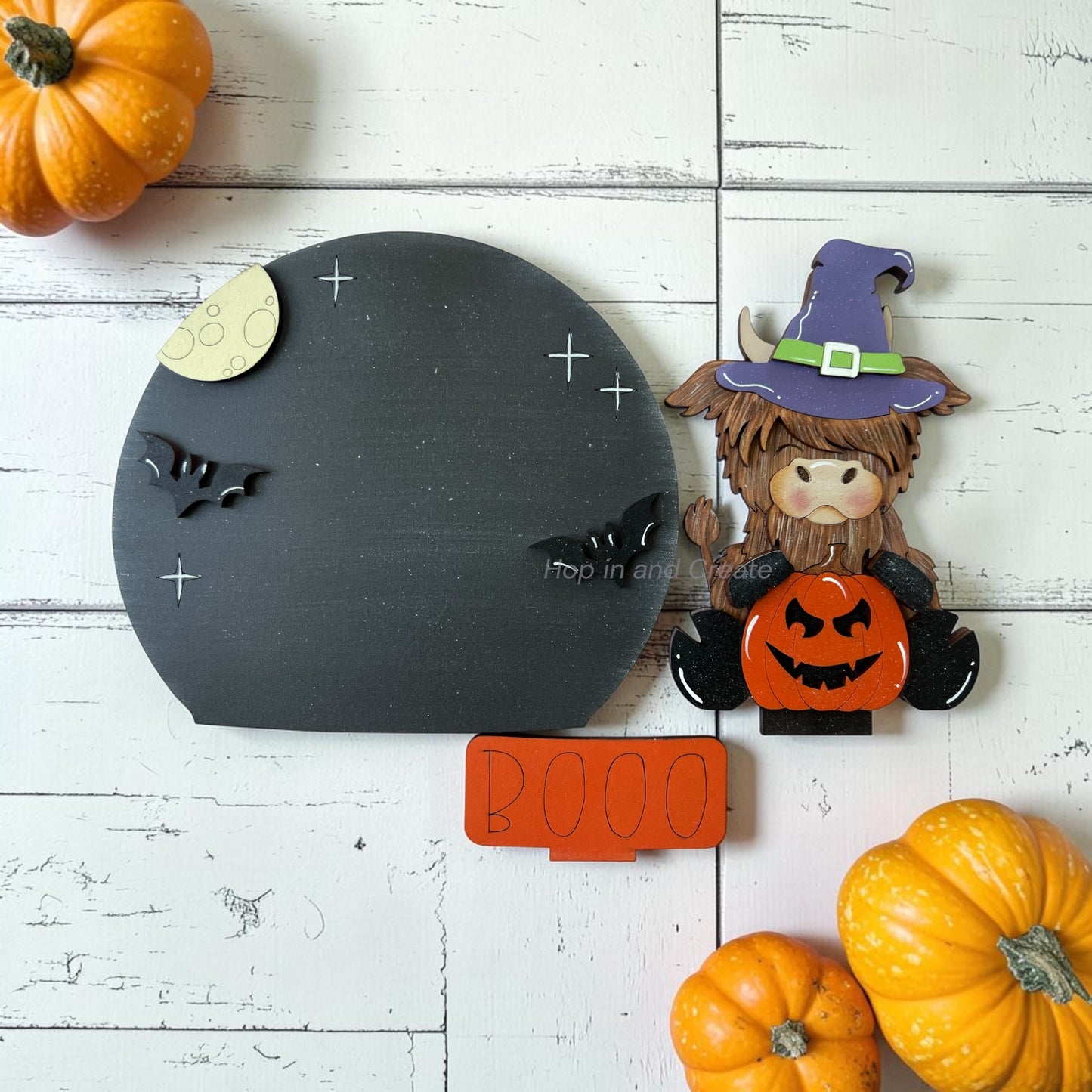 Halloween Highland Cow Easel Globe Insert