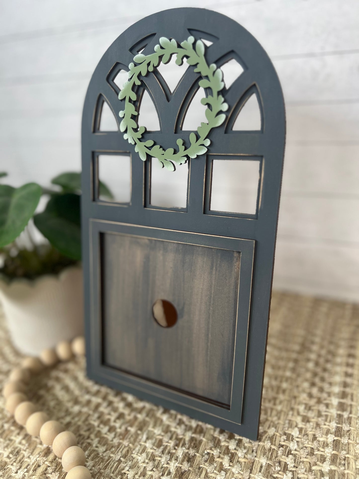 Interchangeable Arch Window Tile Frame