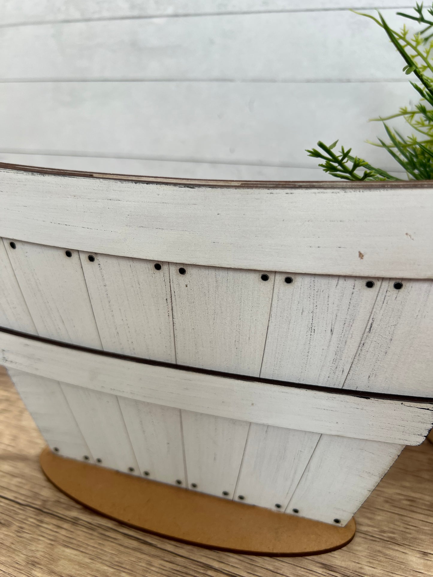 Accessories: Full Size Standing Basket and Box
