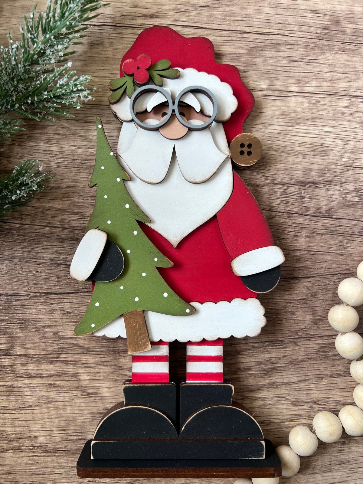 Vintage Standing Santa Shelf Sitter – Hand-Painted Christmas Décor