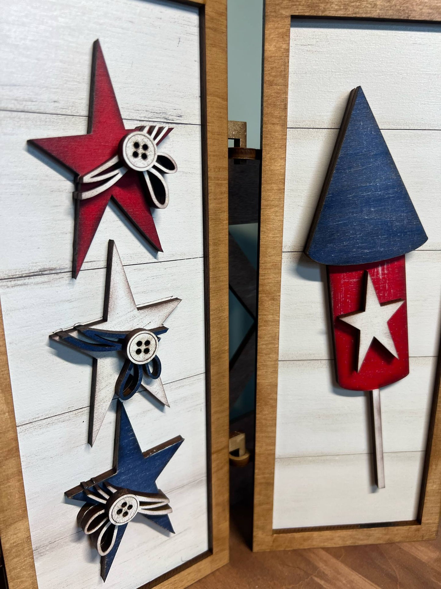 USA Vertical Trio Sign