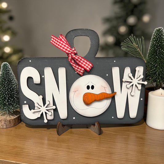 Snow shovel shelf sitter