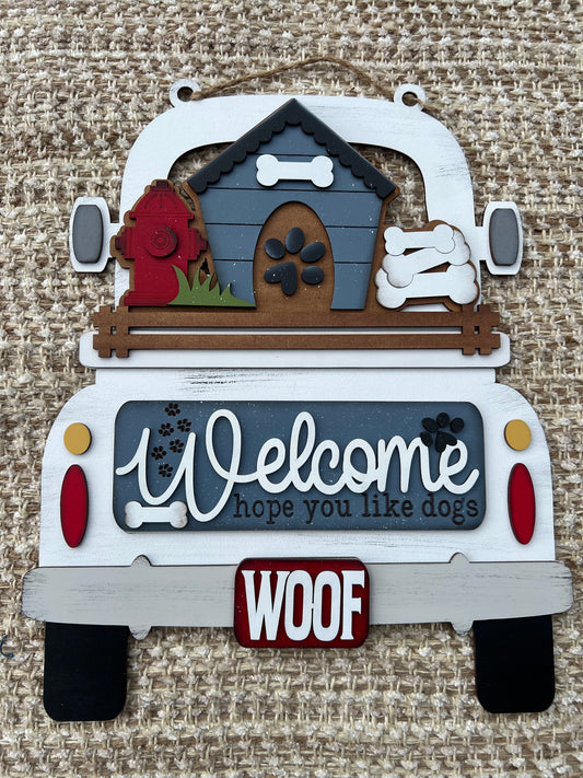 Dog Hanging Truck | Cutting Board