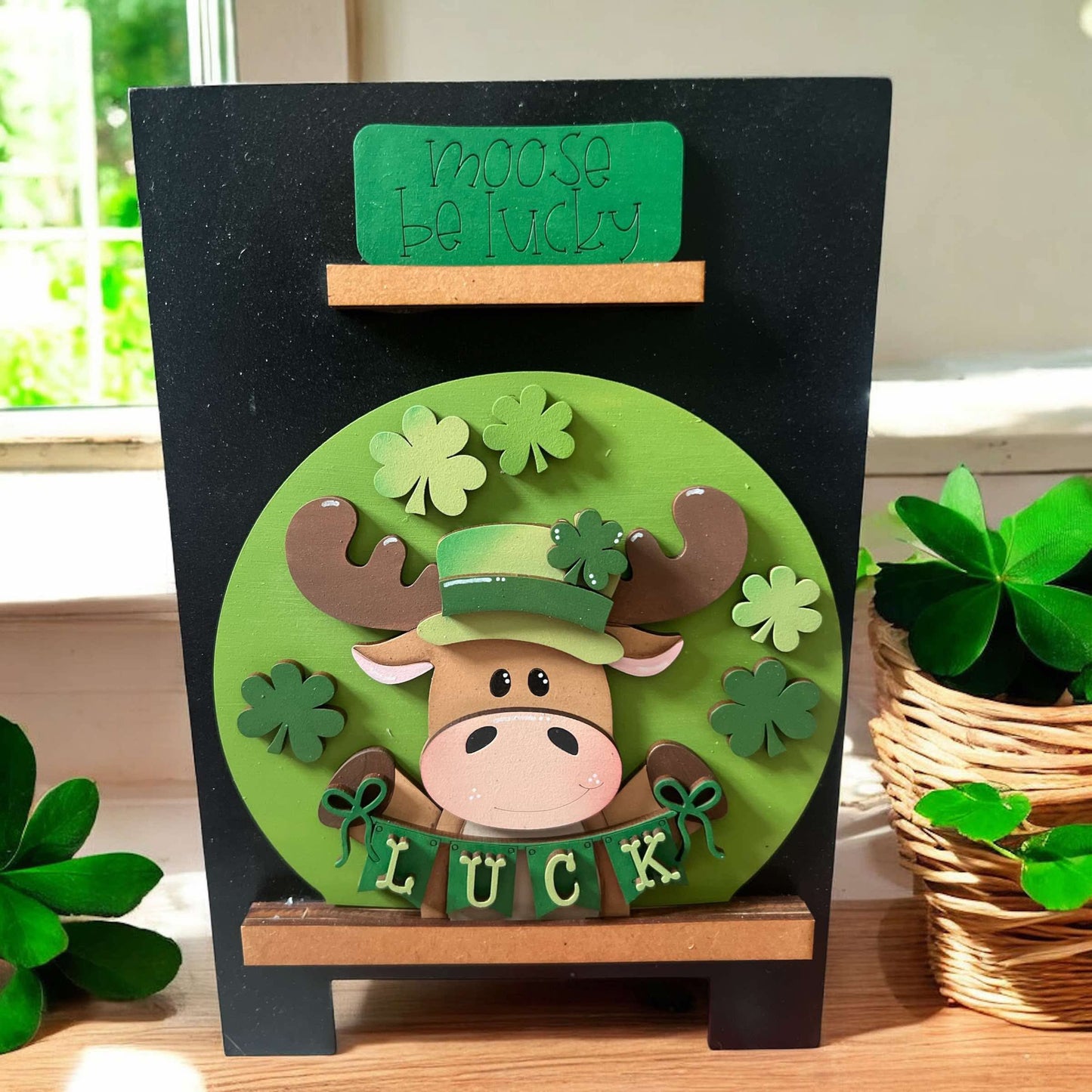 St. Patrick’s Moose Easel Insert