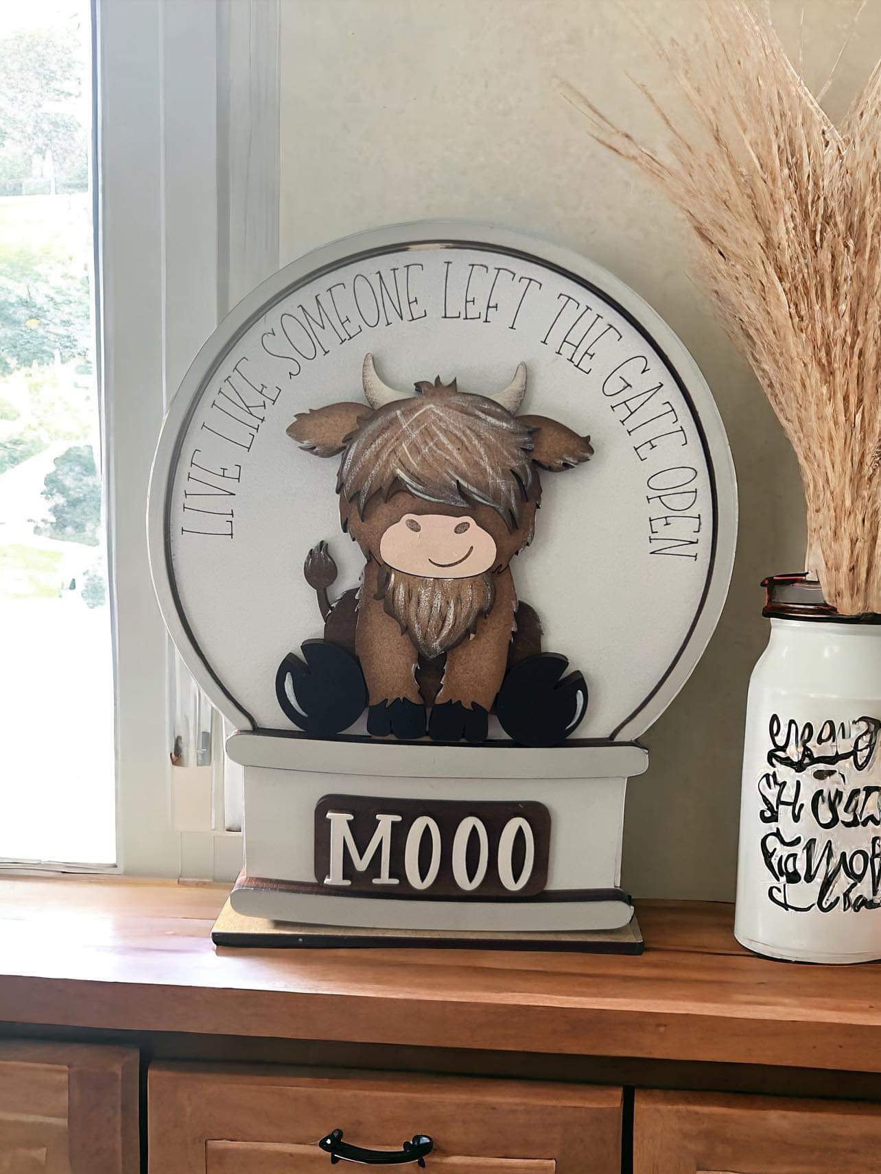 Highland Cow Easel Globe Insert