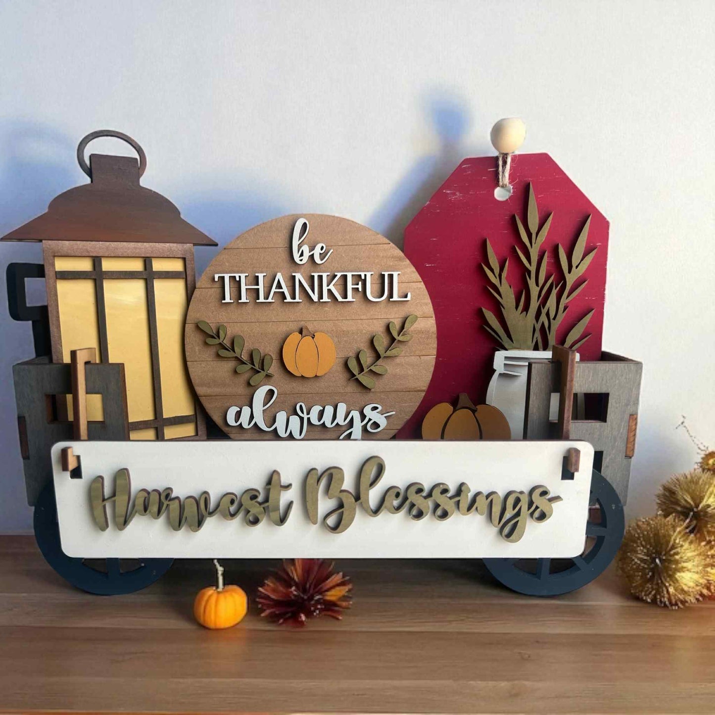Interchangeable Thanksgiving home decor