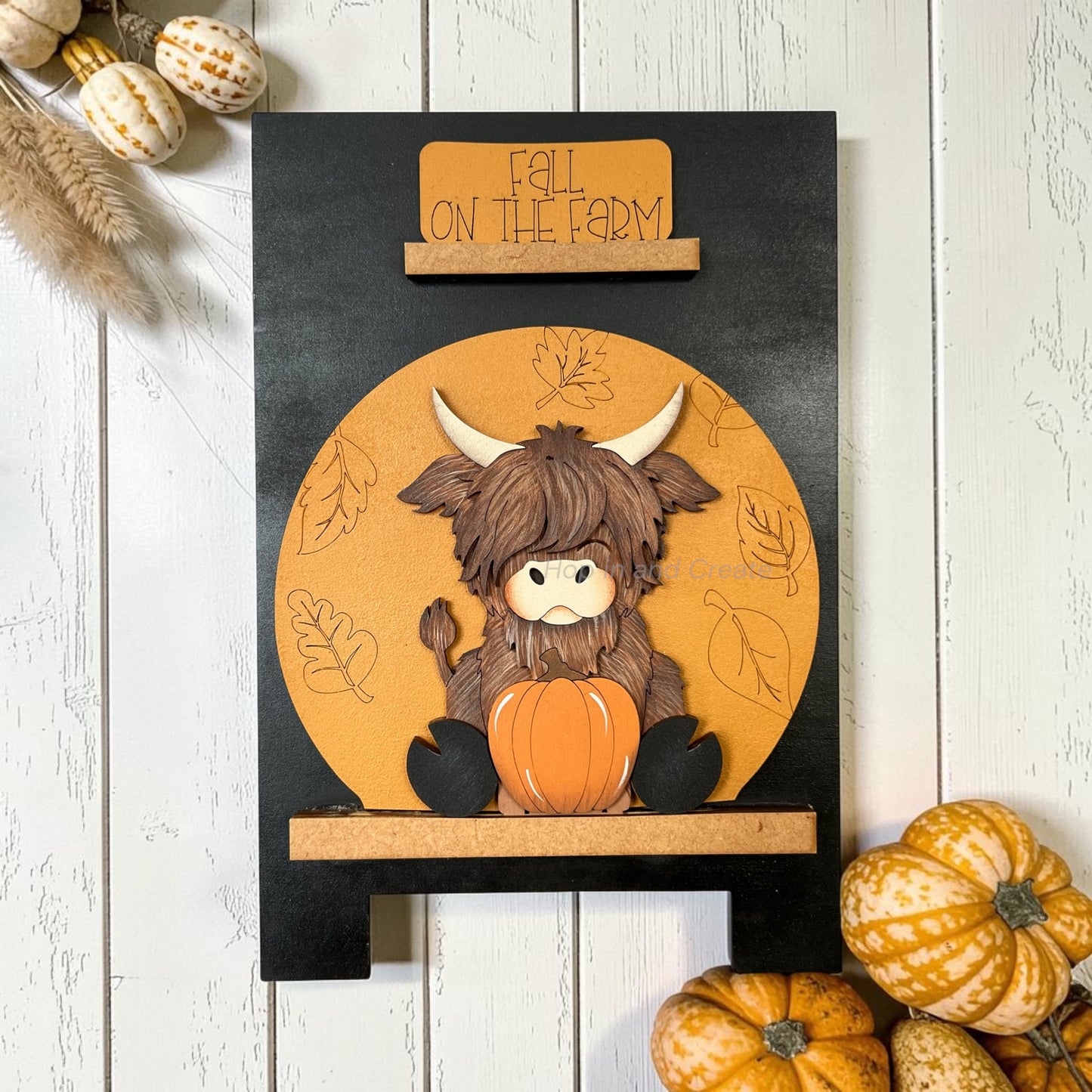 Fall Highland Cow Easel Globe Insert